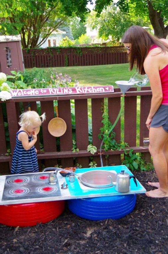DIY outdoor kids play space