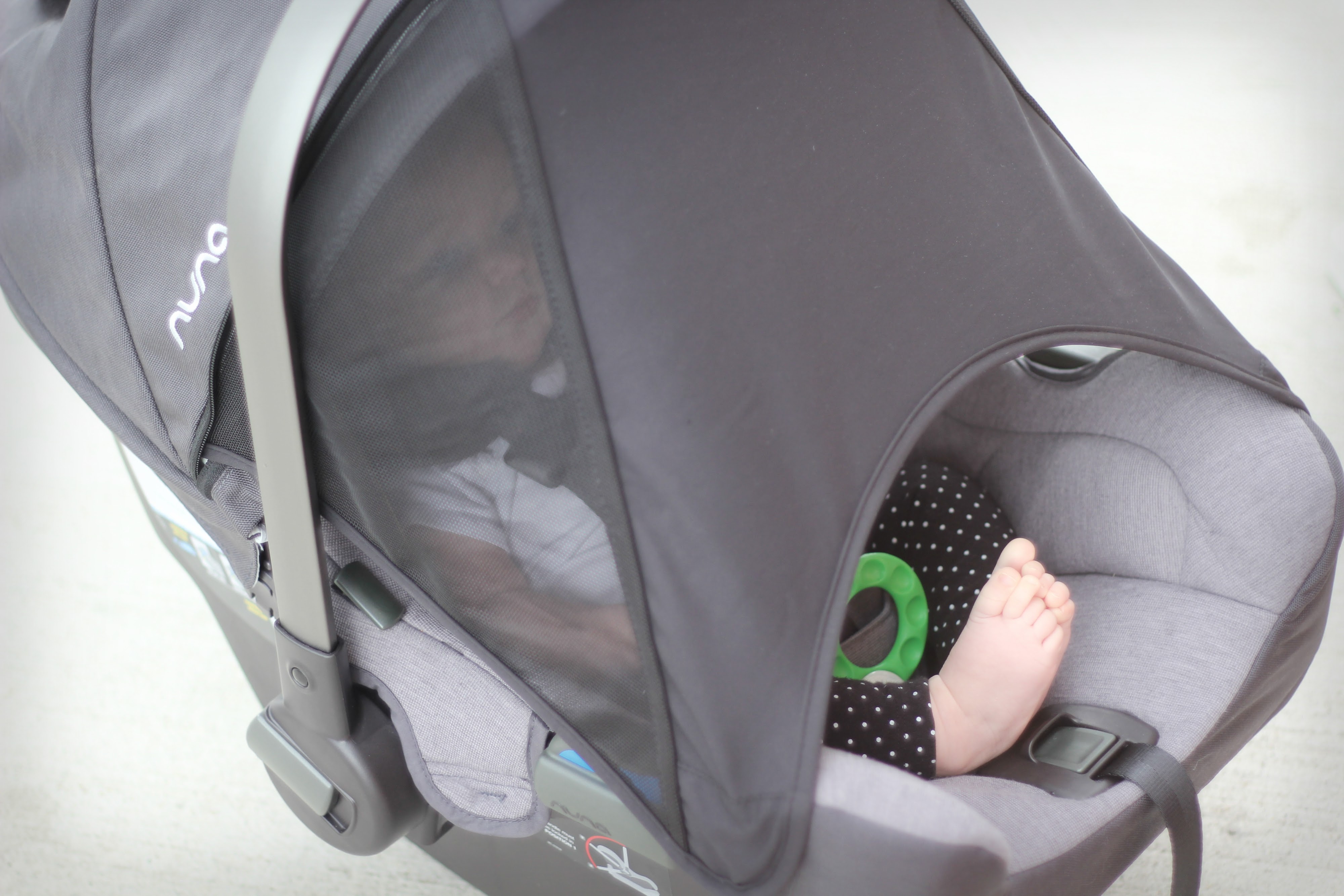 nuna car seat canopy