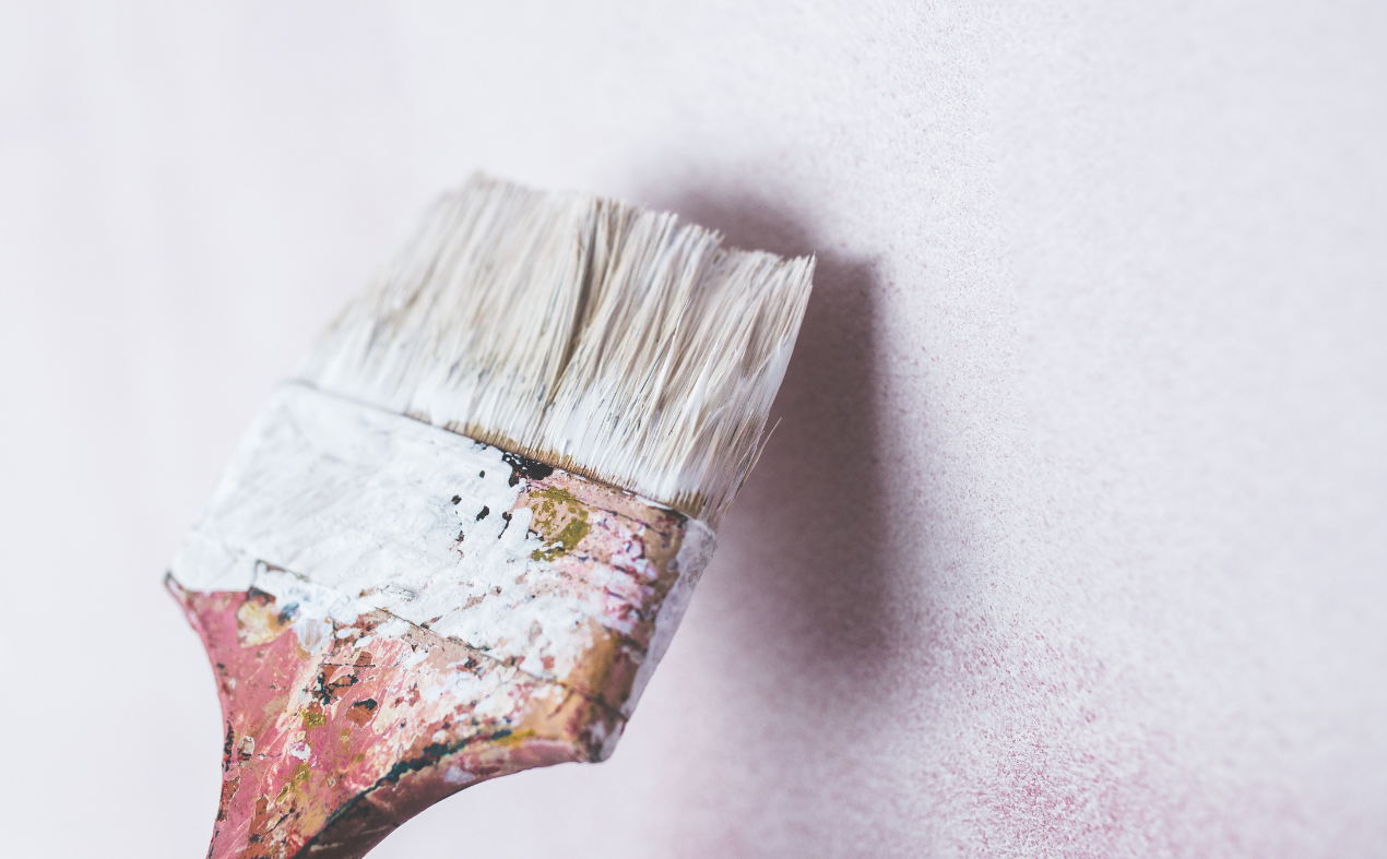 How to Paint the Perfect Glitter Wall - Parent Life Network